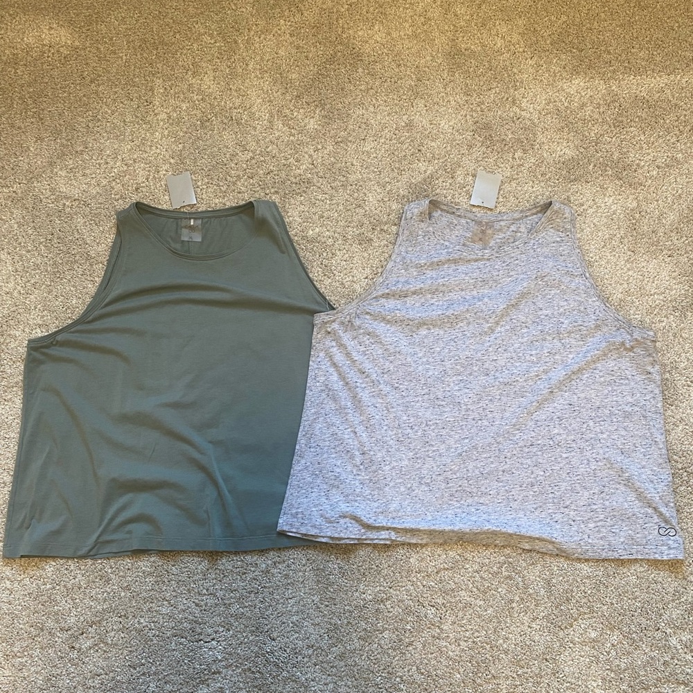 CALIA by Carrie Underwood Green and Gray Tank Tops